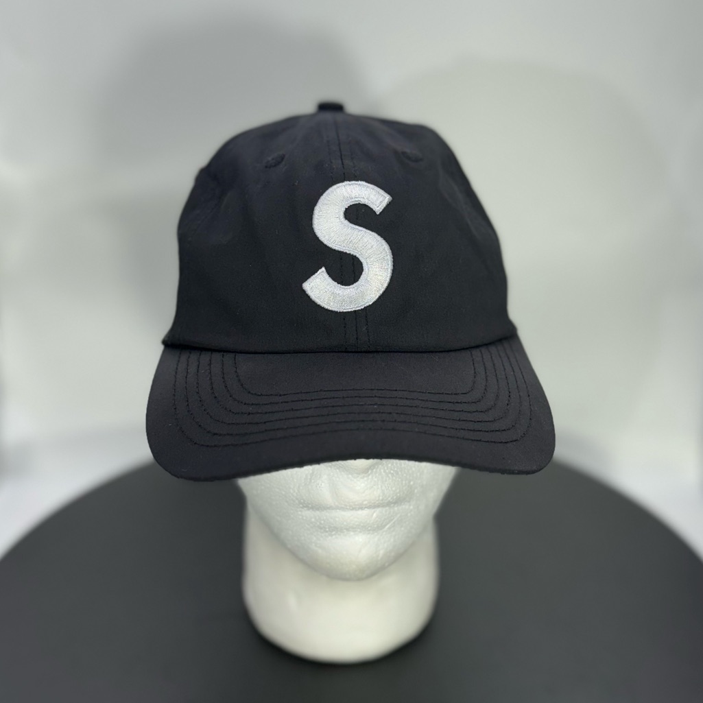 Supreme Ventile Hat Black